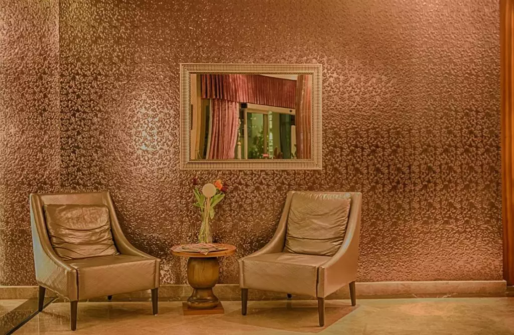 گلدن راک بیچ مارماریس